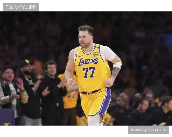 东契奇：强硬反击助球队凝聚默契